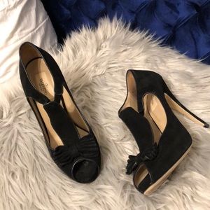 Valentino Garavani suede heels.